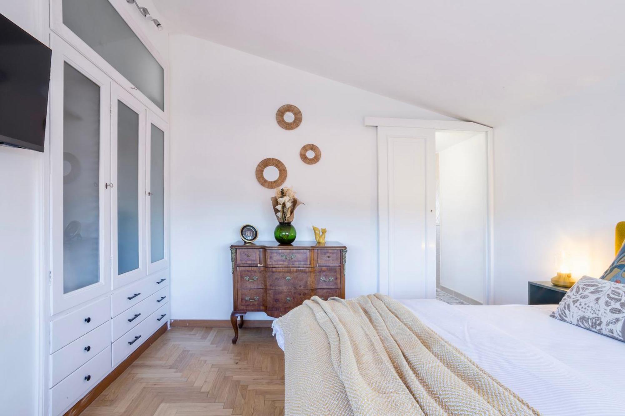 Isotta - Chic Flat With A Natural View Of Rom
