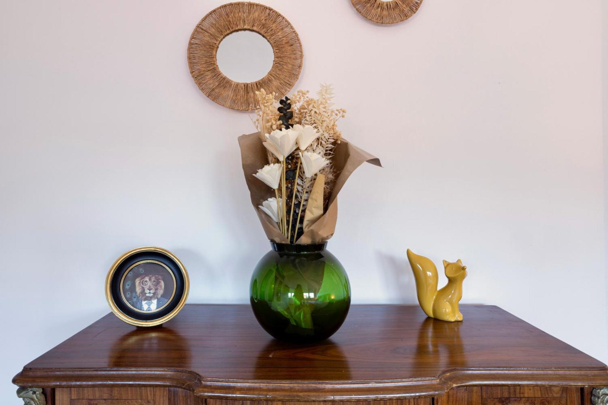 Isotta - Chic Flat With A Natural View Of * Rom